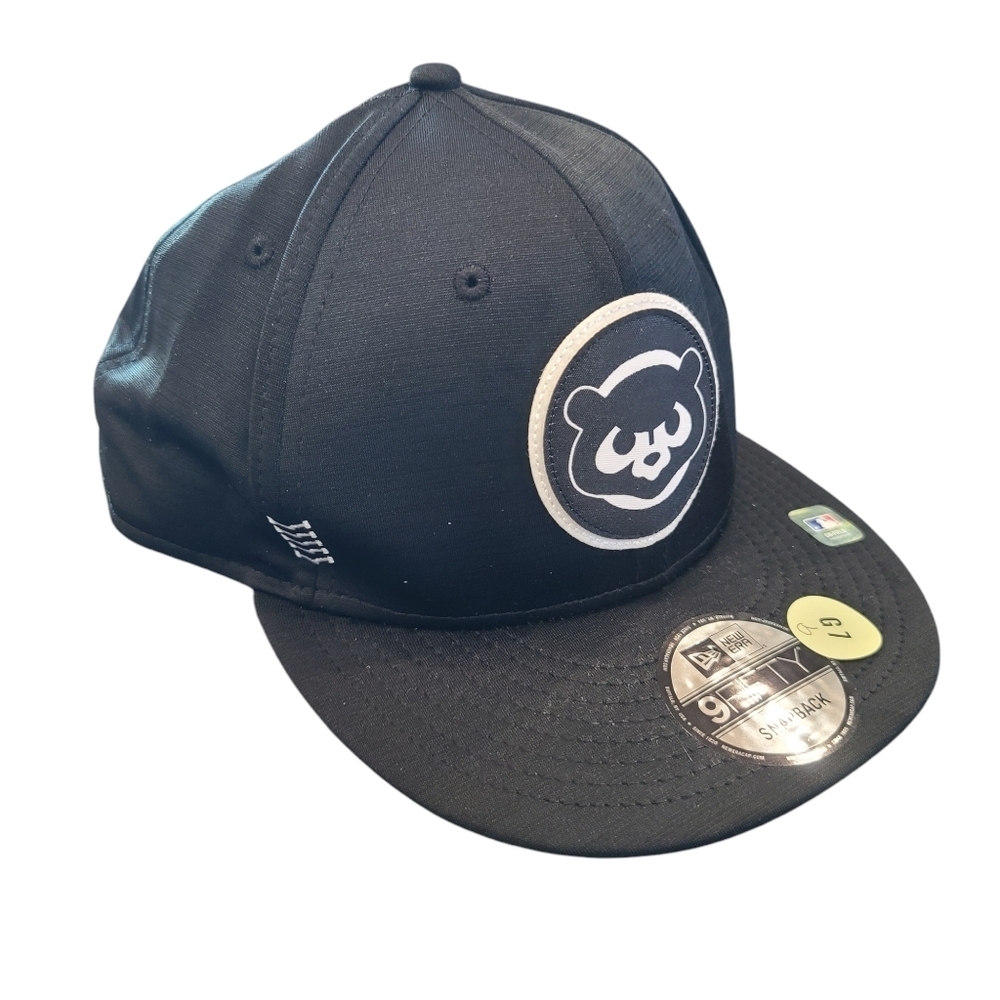 Chicago Cubs Black Clubhouse 1984 Bear 59FIFTY Fitted Cap - Picture 6 of 8